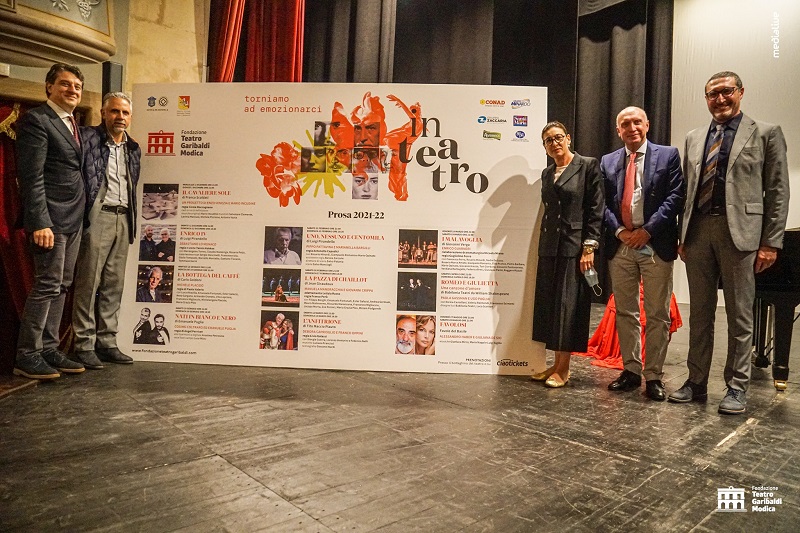  La nuova stagione del Teatro Garibaldi a Modica: Paola Gassmann, Ugo Pagliai e Giuliana De Sio