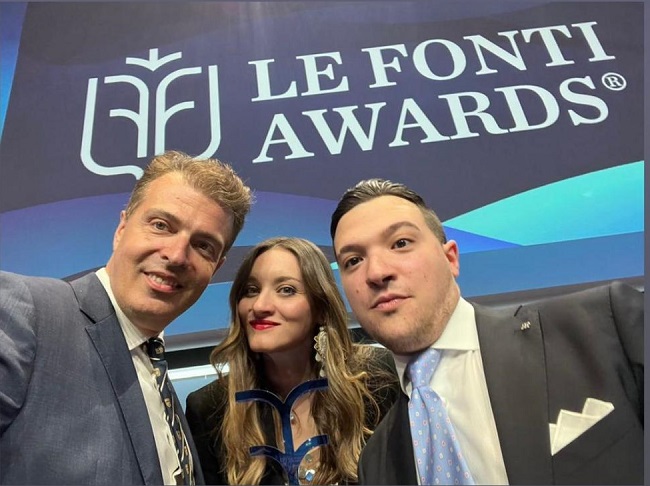  ESG Portal premiata a Milano ai ‘Le Fonti Awards’: c’è la modicana Delia Vindigni